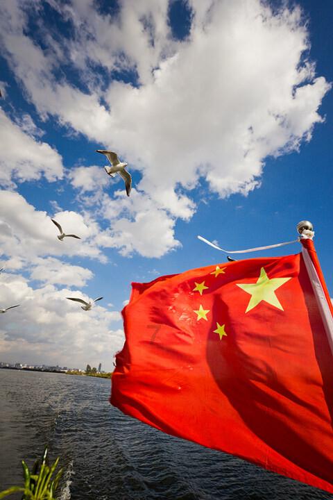 逃离荒凉的地方